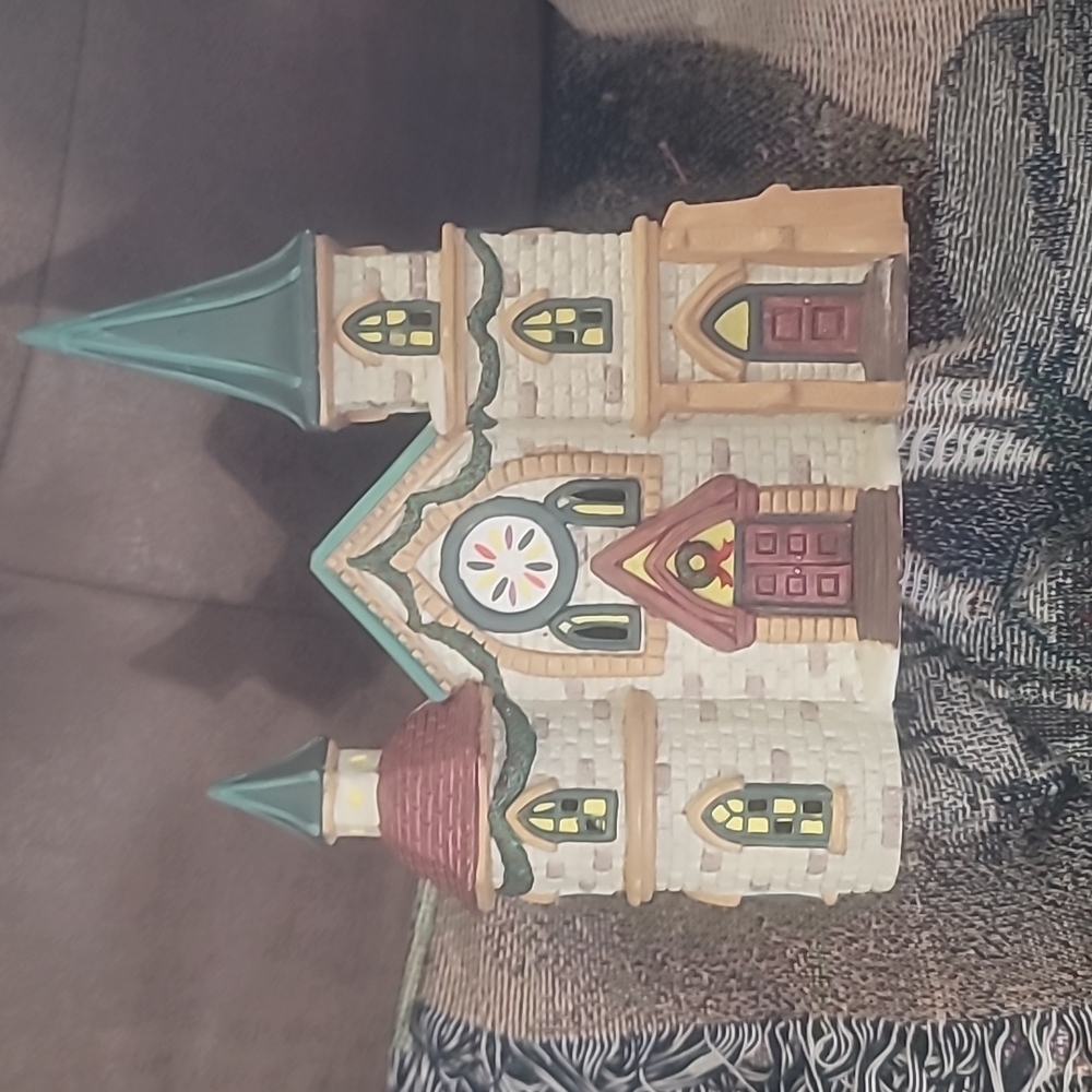 Dickens Collectible 1996 Carhedral Church
